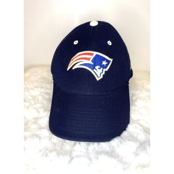 New England Patriots Hat Cap Strap Back Navy Blue NFL Football Mens Embroidered - Picture 1 of 4